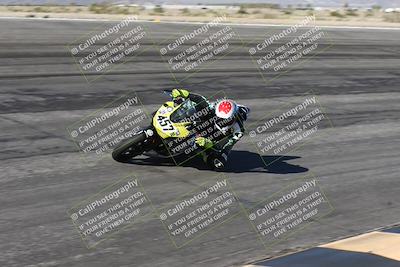media/Jan-16-2026-CVMA Friday Practice (Fri) [[6f2bf47531]]/5-Racer 4-Trackday1/Session 2 (Bowl)/
